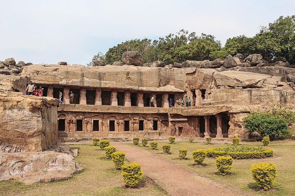 Udayagiri & Khandagiri Caves – Ancient Jain Rock-Cut Architecture of Odisha