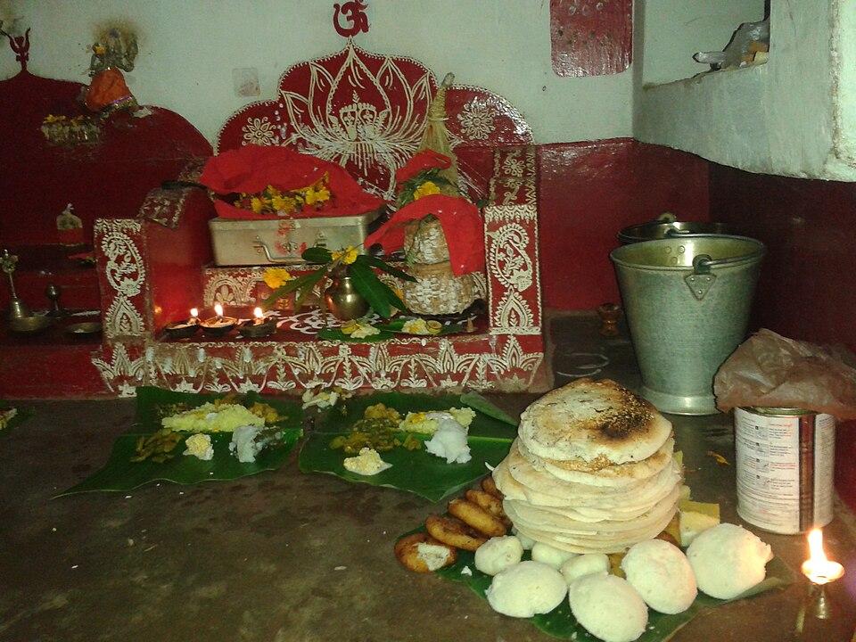 Manabasa Gurubara – Worshipping Goddess Lakshmi